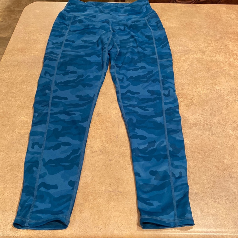 Womens Oalka leggings size small